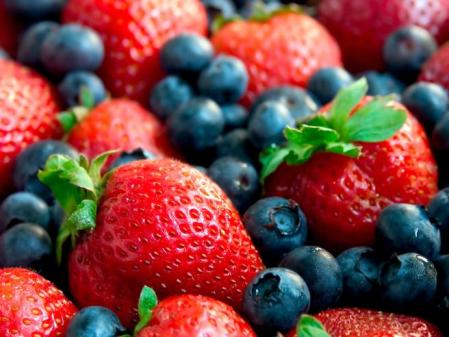 Según datos del INDEC, Tucumán sostuvo su liderazgo en berries pese a la caída del arándano