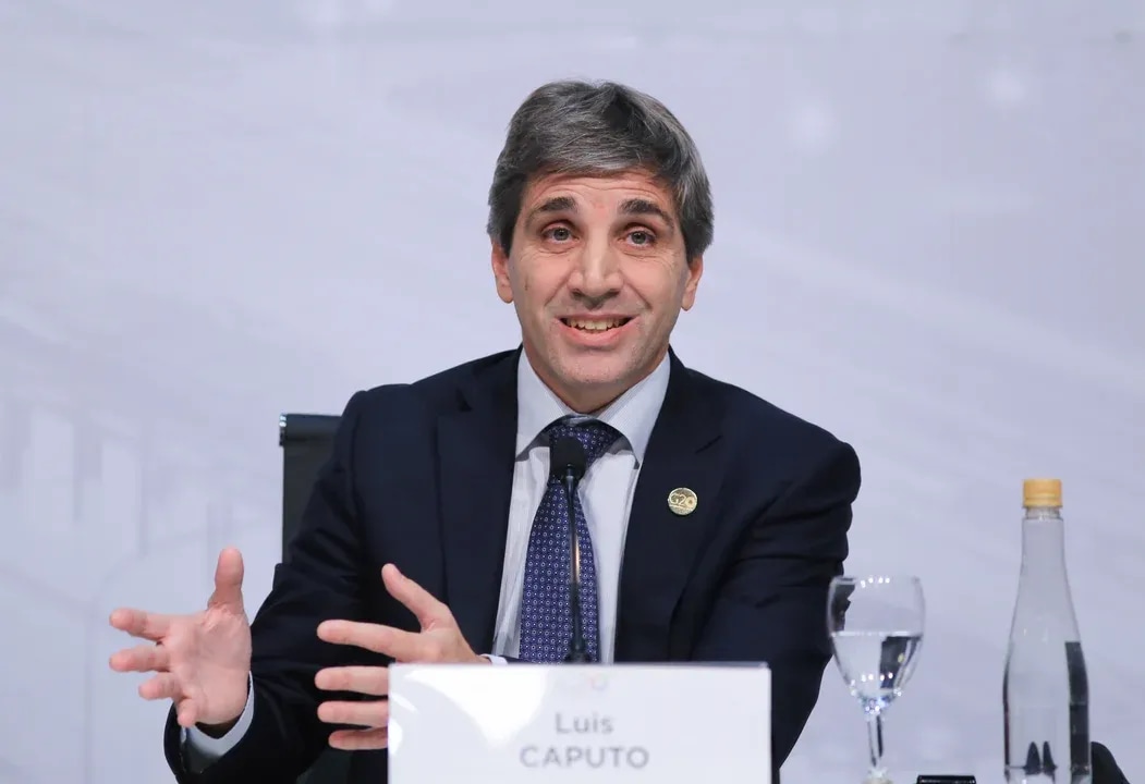 Caputo anunció nuevos proyectos y el RIGI ya suma iniciativas por US$95.000 millones