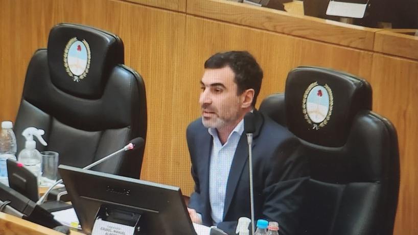 "Ni Jaldo ni Monteros quieren perder esa sujeción que tienen sobre los municipios para distribuir de manera arbitraria los fondos"