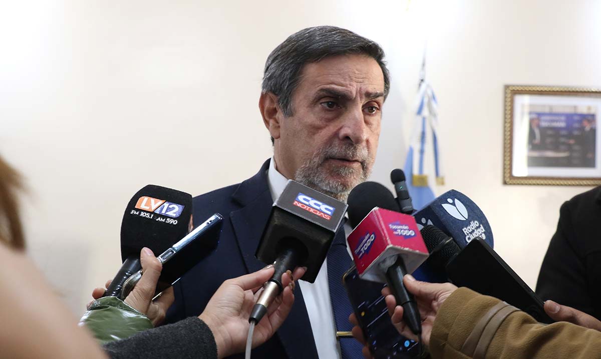 Medina Ruiz recomendó volver a usar barbijo en espacios cerrados ante el aumento de casos de gripe