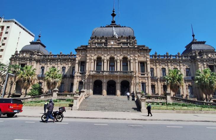 Tucumán, entre las provincias con menor transparencia presupuestaria del país, según un informe nacional