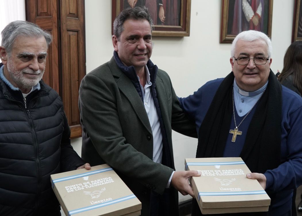 Catalán se reunió con el arzobispo Carlos Sánchez y coincidieron en la necesidad de avanzar con reformas institucionales en Tucumán