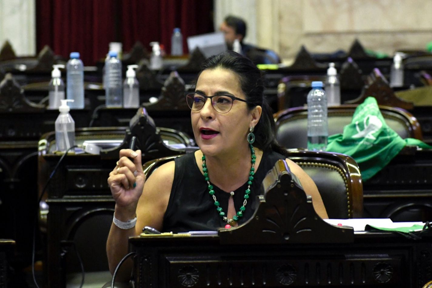 Senadores advierten que el NOA podría pagar gas importado hasta nueve veces más caro este invierno