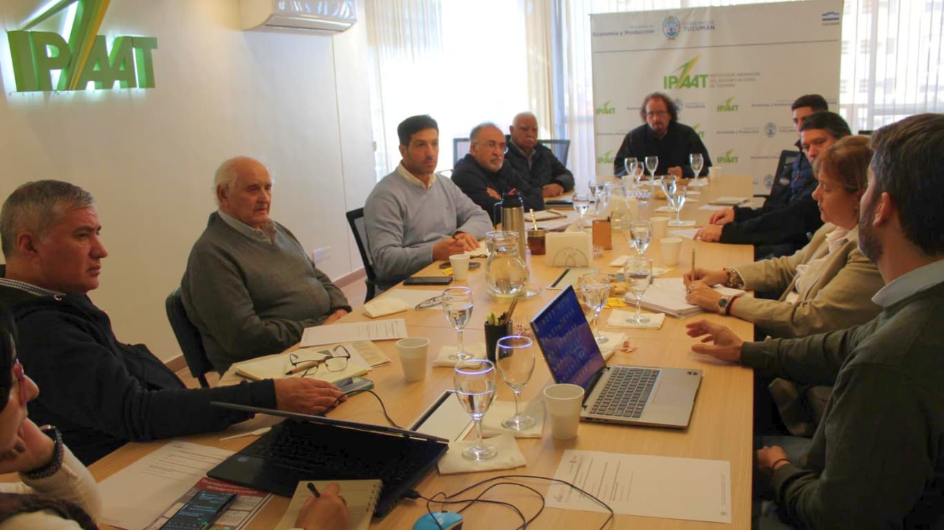 El IPAAT abrió una agenda de trabajo con productores sucroalcoholeros