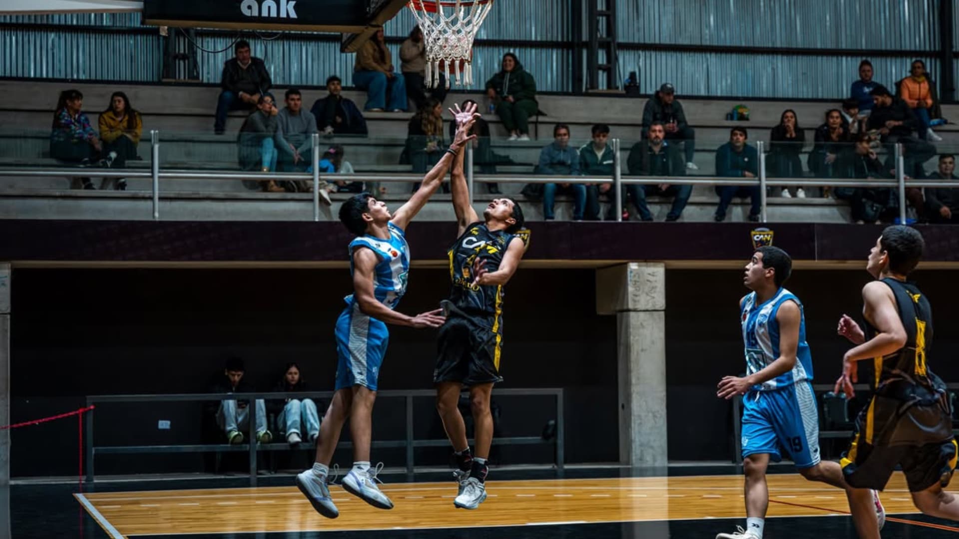 Concepción BB se impuso en cancha ajena y sigue en carrera 