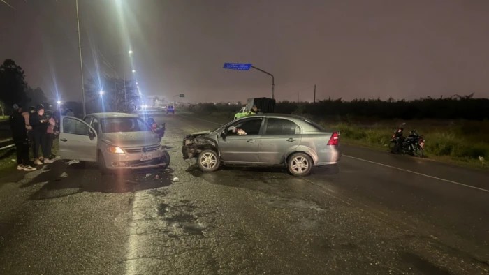Dos choques casi simultáneos causaron demoras y un fuerte despliegue de asistencia en el este provincial