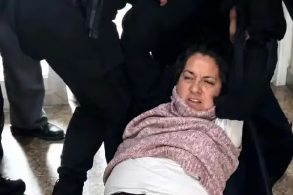 Caso de las turistas francesas: la Justicia defendió la extracción compulsiva de ADN a la esposa de un exacusado