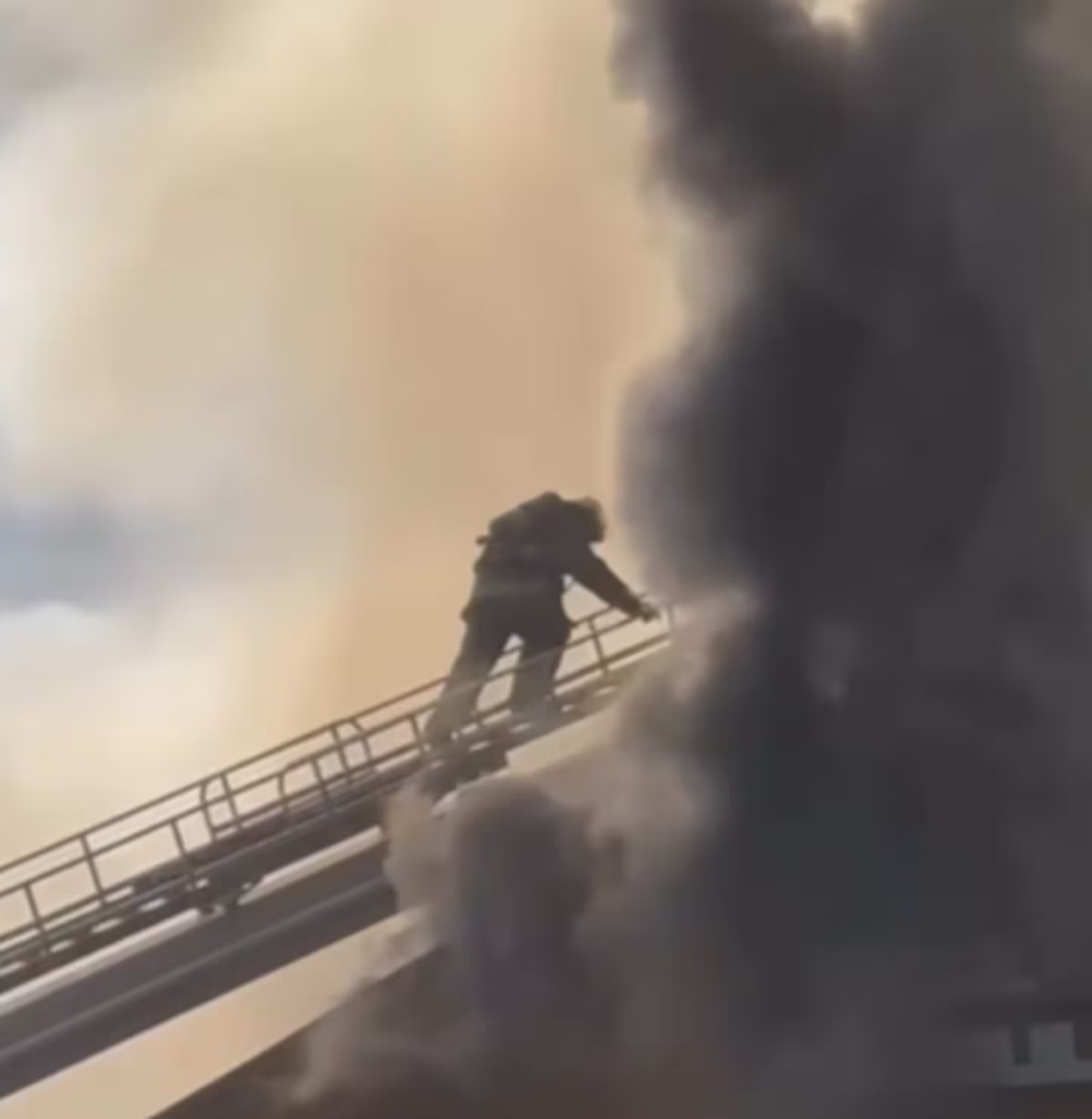 el-incendio-no-dejo-ninguna-victima-foto-captura-tn-DRZNIWRI65D2XF6IB6TRBBI7QI.avif