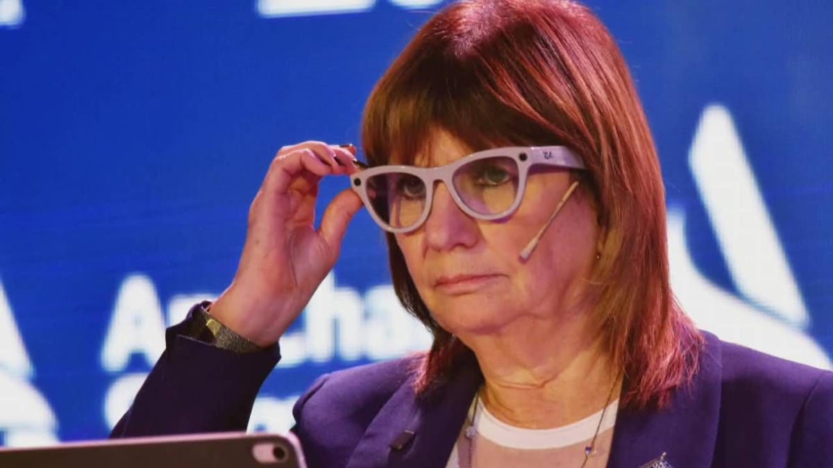 patricia-bullrich-en-amcham-summit-2026-14042026-2220319.jpg