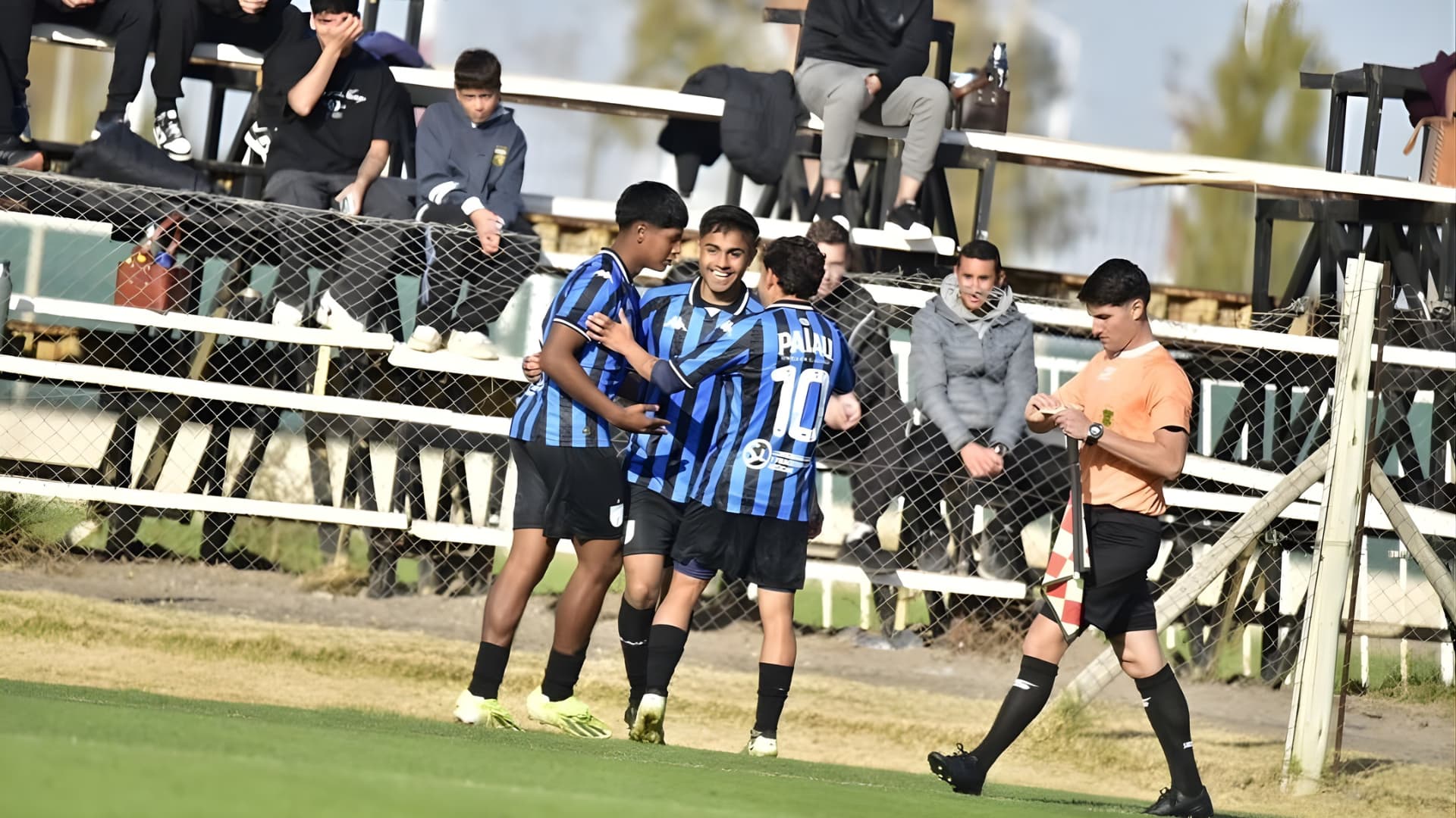 Con uno menos y sin bajar los brazos: Atlético Tucumán se impuso en Mendoza por el Torneo Proyección