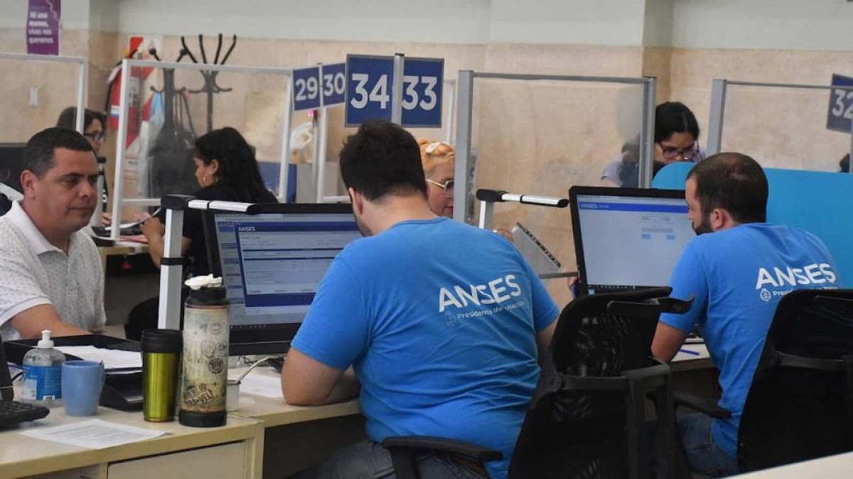 trabajador anses.jpg trabajador anses.jpg