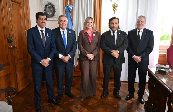 Jaldo reunió a gobernadores del NOA y a la Nación para reforzar la lucha contra el narcotráfico