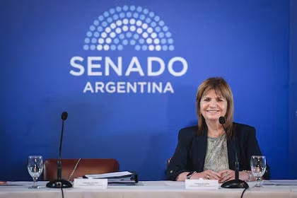 Postergan para  junio la sesión que tratará 73 pliegos y proyectos sobre fondos "buitres" y propiedad privada 
