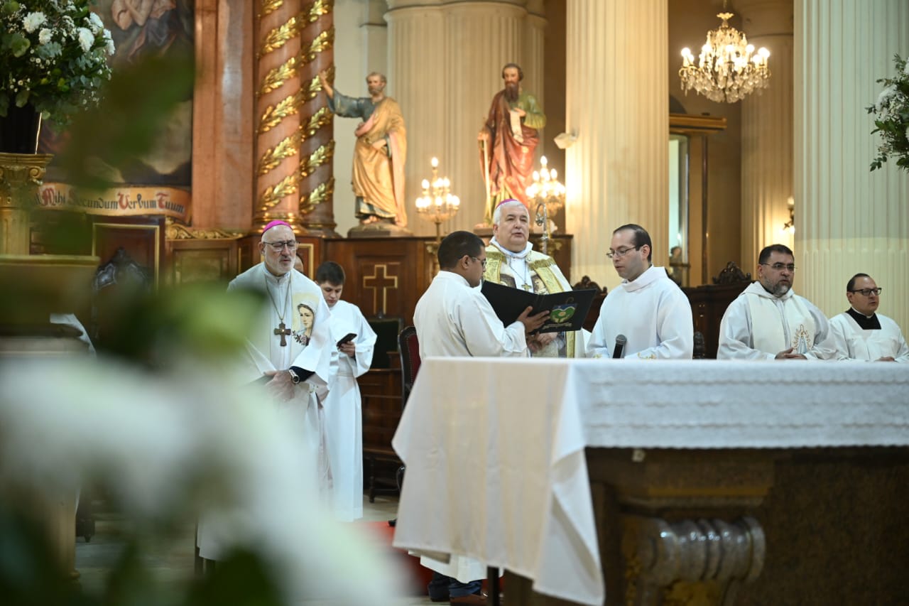 En el Tedeum por la Patria, la Iglesia pidió escuchar “los gritos” de los jubilados, los universitarios y los excluidos