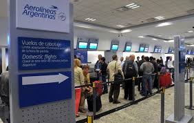 Aerolíneas Argentinas transportó a más de 147 mil pasajeros en el tercer fin de semana largo del año