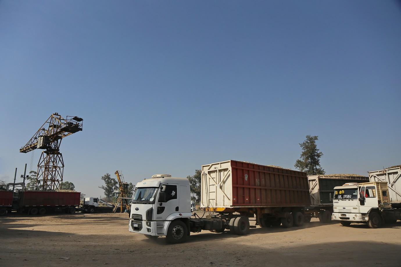 Tucumán acelera la molienda con ocho ingenios activos