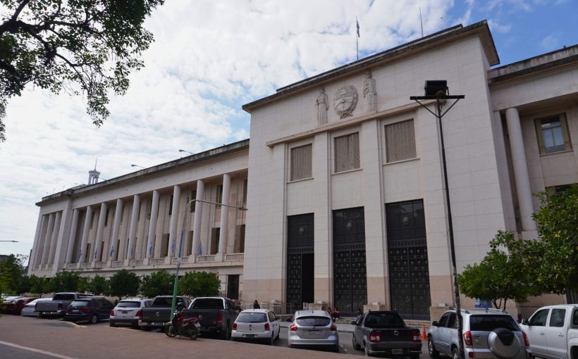 La Corte Suprema redistribuye causas penales graves para acelerar juicios 