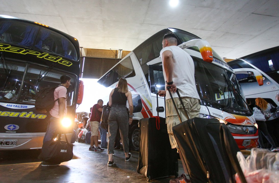 El Gobierno eliminó las compensaciones a empresas de micros por pasajes gratuitos para personas con discapacidad