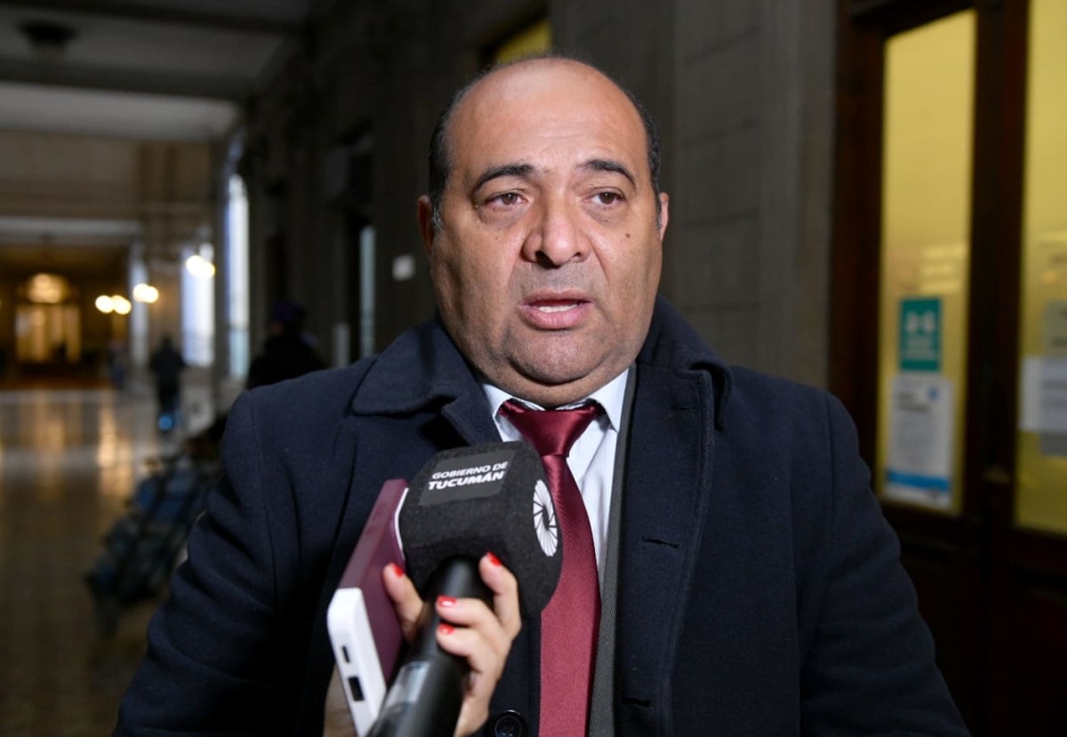 roberto moreno 2.jpg roberto moreno 2.jpg
