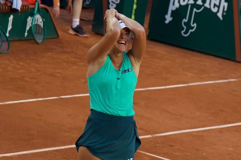 Solana Sierra y  Thiago Tirante se metieron en tercera ronda de Roland Garros