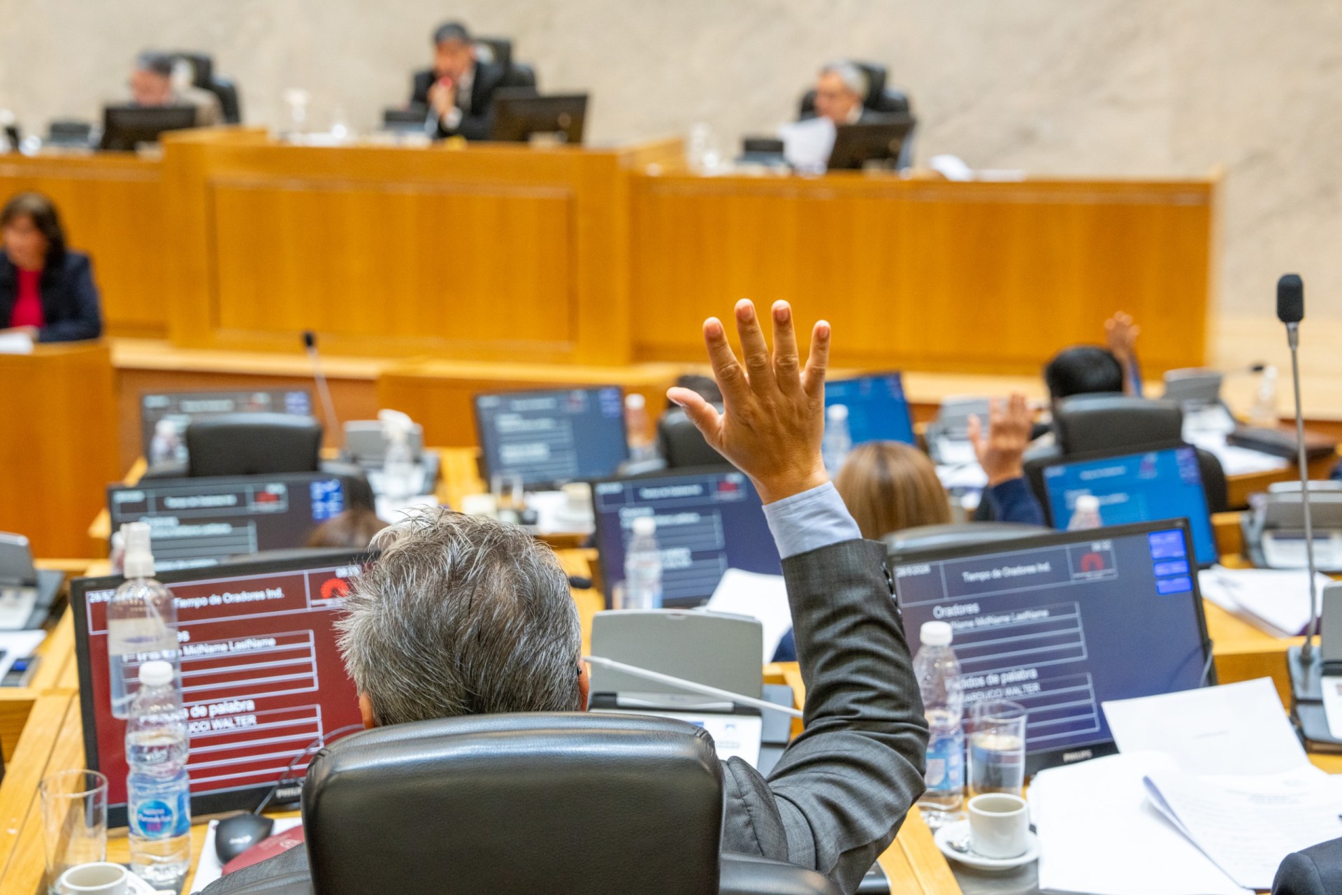 Oficialismo y oposición chocaron por la desafectación de calles y el desarrollo inmobiliario