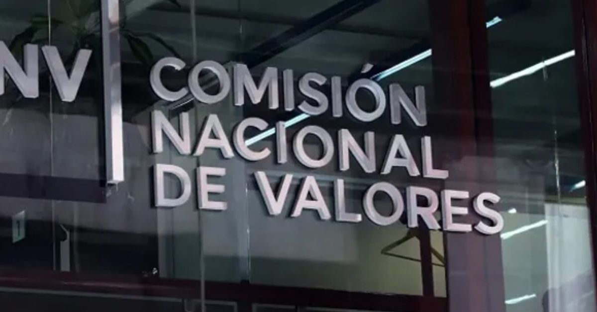 La CNV endureció los controles sobre la exposición en dólares de las sociedades de bolsa