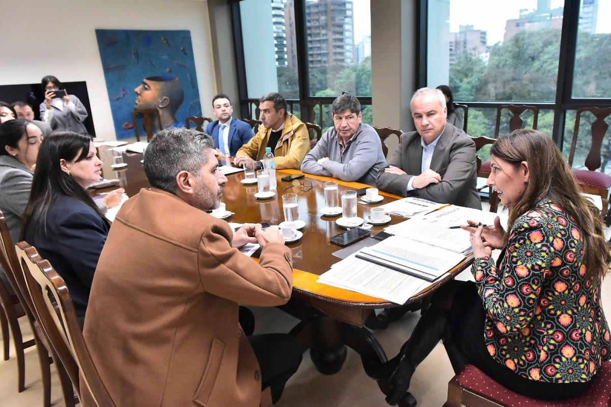 comision colegio abogaos legislatura.jpeg