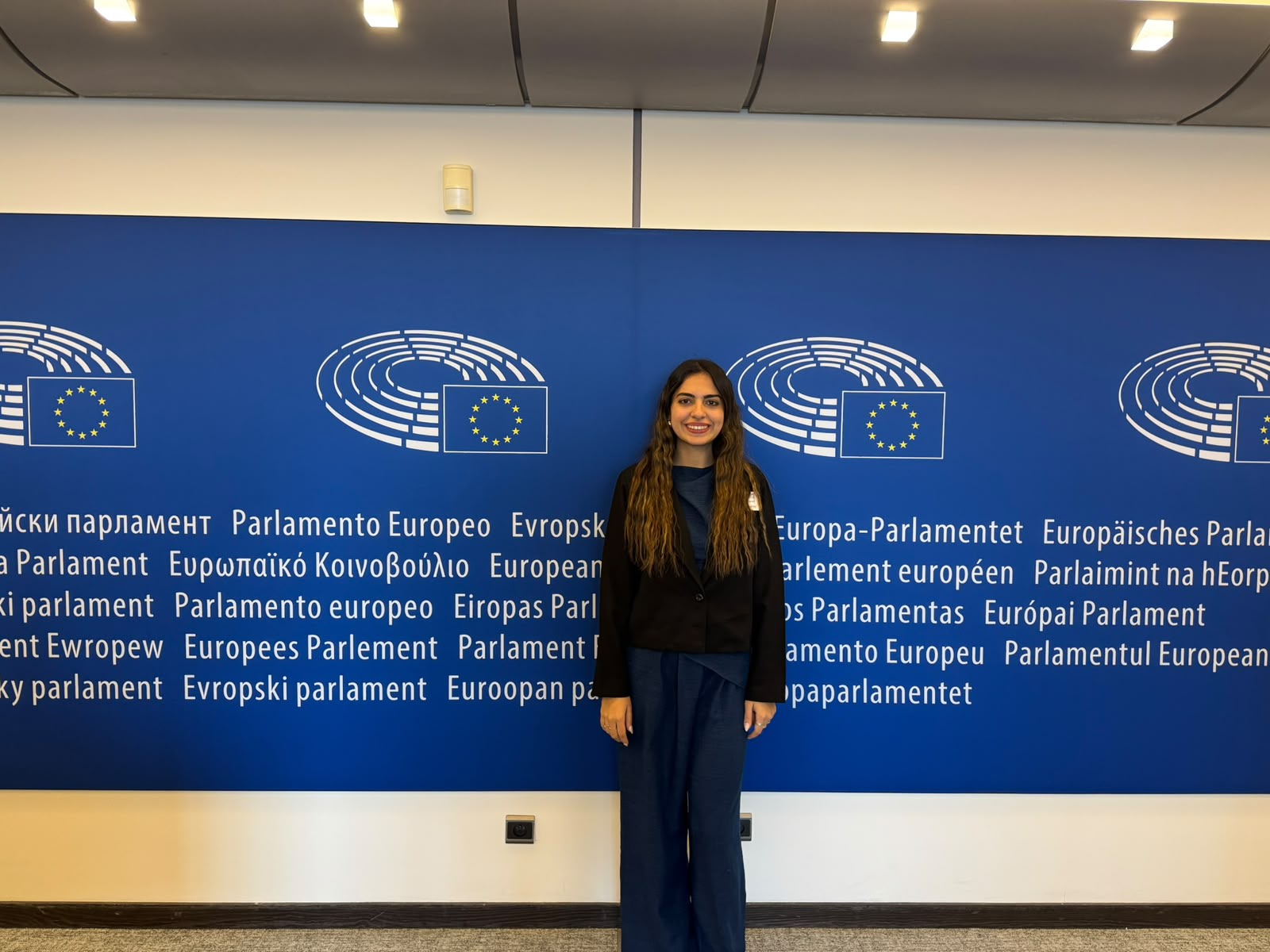 Camila Romano: cómo una estudiante de la Universidad San Pablo-T conquistó una beca en el Parlamento Europeo 