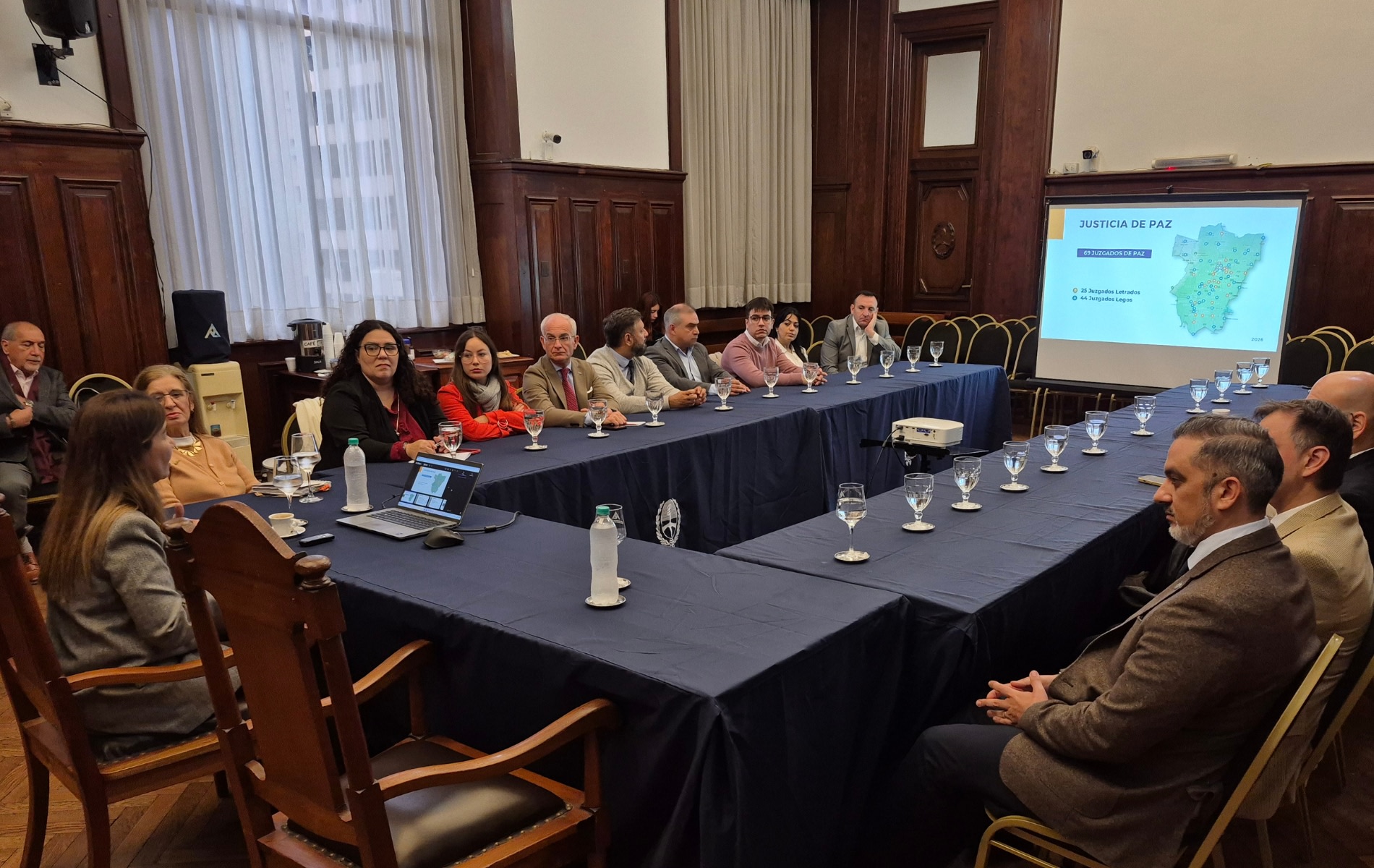 La Corte y la UNT articulan acciones para incorporar la Justicia de Paz en la formación de abogados