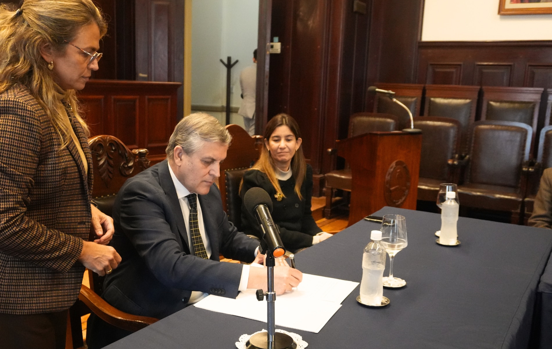 La Corte y la Municipalidad de Bella Vista firmaron un convenio para fortalecer el acceso a la Justicia