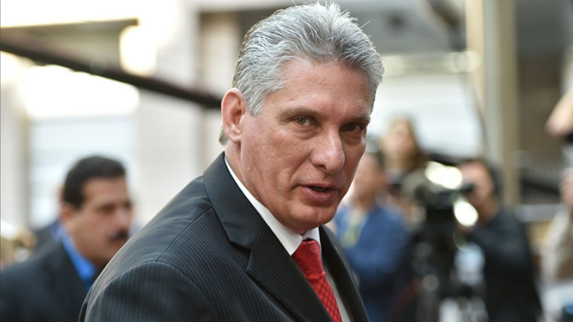 Cuba califica de "ceguera política" las medidas coercitivas impulsadas por Donald Trump