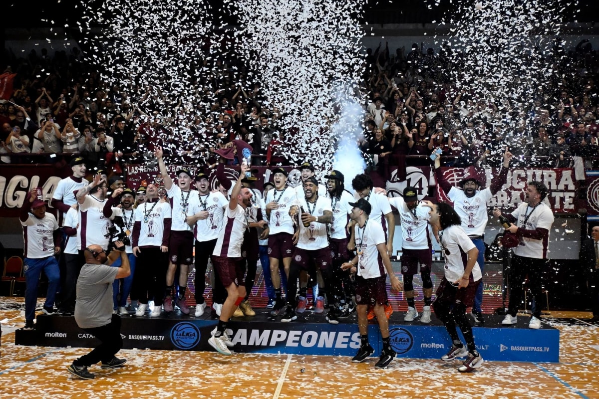 Basquet-campeon-vs-San-Isidro.jpeg