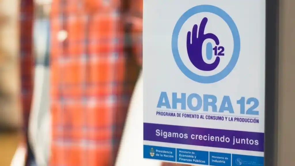 El Gobierno derogó 58 normas de comercio interior, incluidos programas como Ahora 12, Cuota Simple y regulaciones sobre aranceles escolares