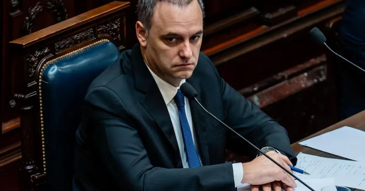 La oposición cuestionó a Adorni por adherirse al Régimen Simplificado de Ganancias y le reclamó la presentación de su declaración jurada