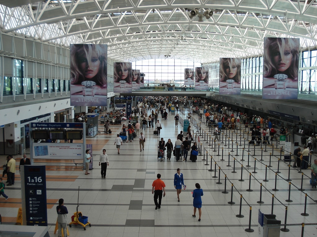 Más de 20 vuelos afectados en Ezeiza por condiciones meteorológicas adversas