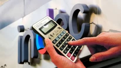 La inflación acumulada del año sería hasta 1,3 puntos porcentuales mayor con la nueva metodología aplazada por el INDEC
