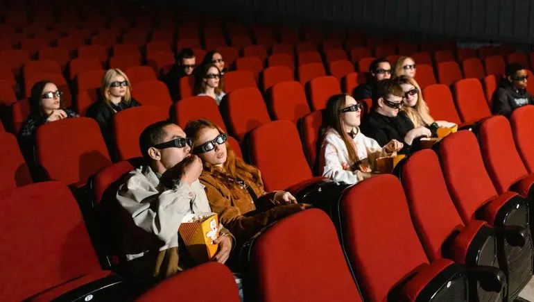 Finde largo y lluvia: qué ver en los cines tucumanos