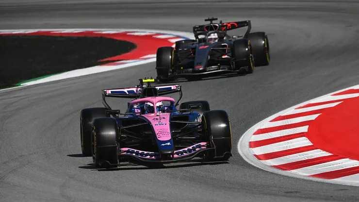 Colapinto sufrió en Barcelona: brilló en la FP1 y se hundió en la FP2