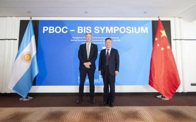 Santiago Bausilli viajó a China y obtuvo avances para renovar el swap por U$S 20.000 millones