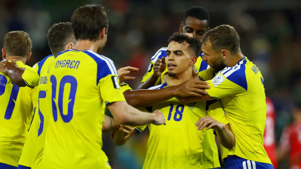 suecia-golpeo-a-tunez-con-dos-goles-en-el-arranque-foto-reuters-T6WPRA3O35G3HB2VJCJEF3TSPY.avif suecia-golpeo-a-tunez-con-dos-goles-en-el-arranque-foto-reuters-T6WPRA3O35G3HB2VJCJEF3TSPY.avif