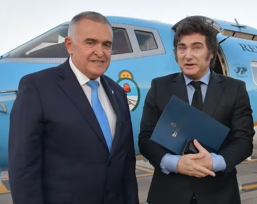 Jaldo se mantiene en el podio de los gobernadores mejor valorados y cae la imagen de Milei en Tucumán
