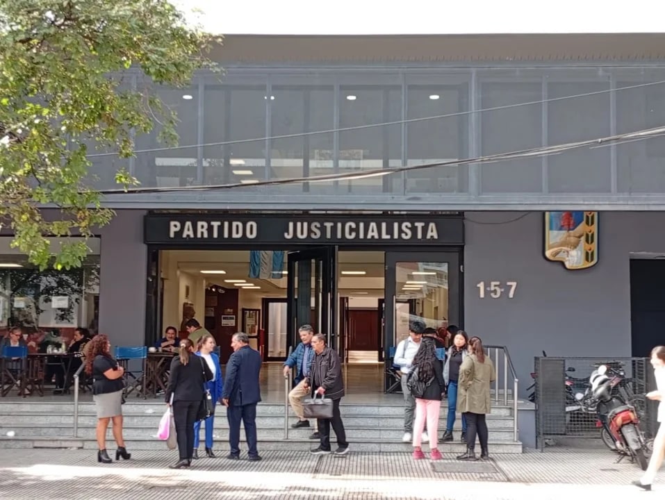 Casi la mitad de los partidos en Tucumán acumula multas por incumplimientos a la ley de financiamiento político