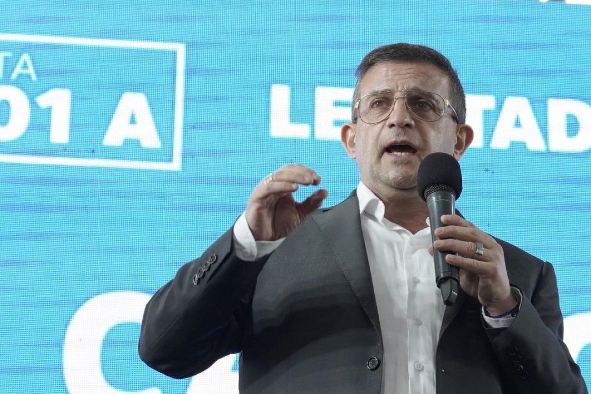 Carlos Cisneros apuntó contra Milei, cuestionó a Jaldo y habló de la interna del peronismo: "Soy leal, serio y firme, pero no soy obsecuente"