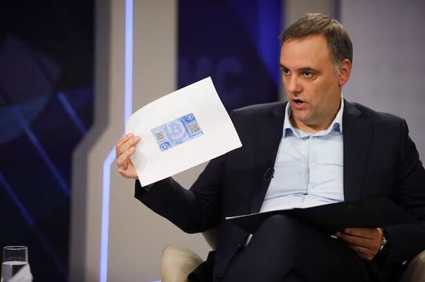 Adorni prepara su informe de gestión en el Senado en medio de los pedidos de interpelación de la oposición