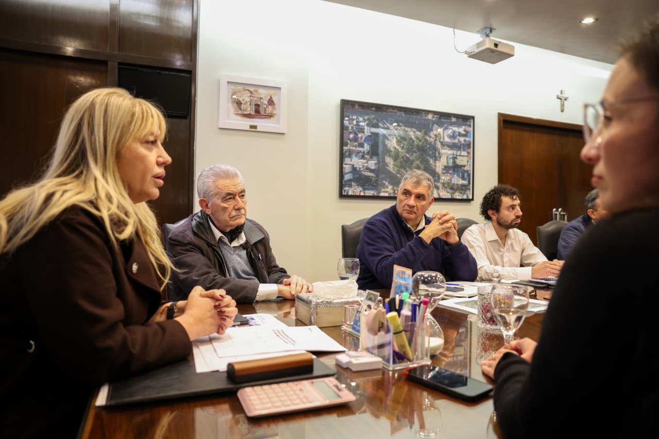 Ante el posible regreso de El Niño, Chahla convocó a expertos y refuerza un plan para prevenir inundaciones