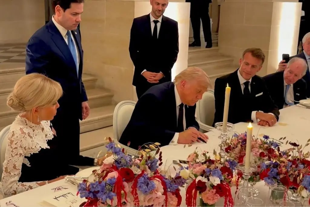 El presidente Donald Trump firmó el memorando de entendimiento con Irán para frenar la guerra