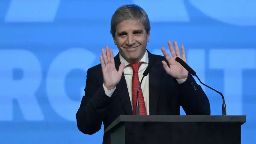 El Gobierno anunció un superávit financiero de $ 478.613 millones en mayo