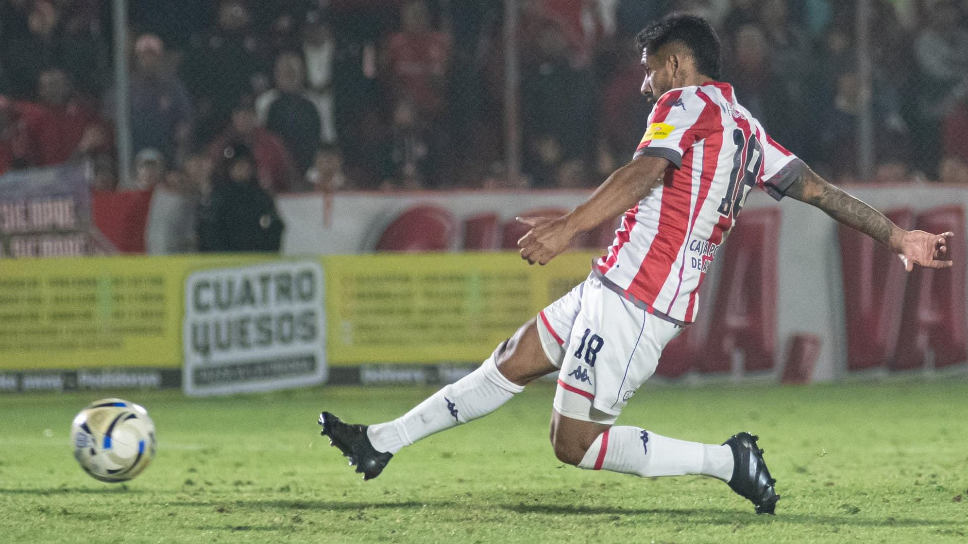 "Caco" García pidió disculpas y ofreció bajar su contrato para quedarse en San Martín