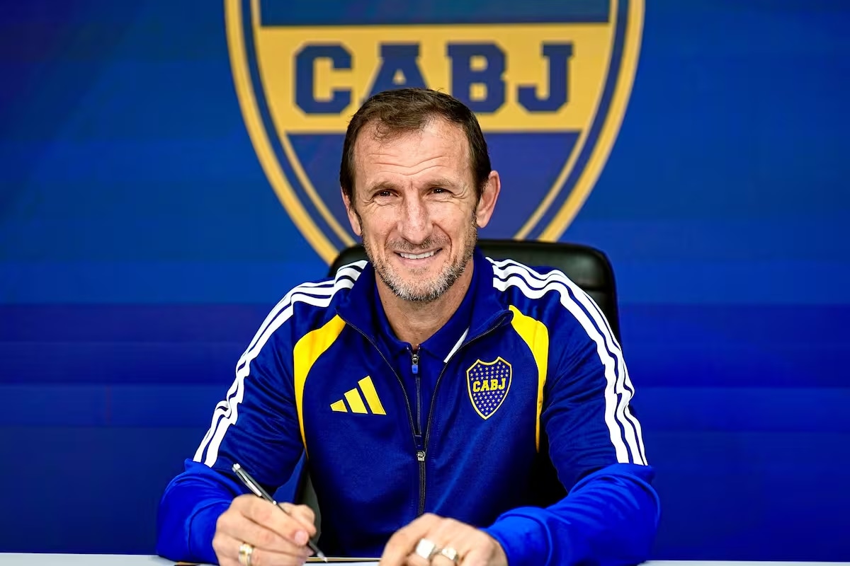 boca-oficializo-a-rodolfo-arruabarrena-como-nuevo-4NLD2XKMBZBNTPJH3MU54R6HAE.avif