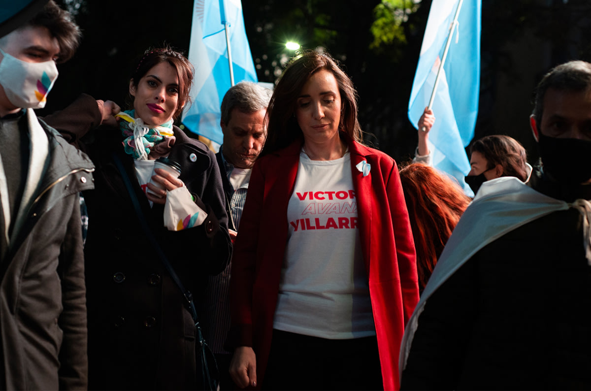 La interna libertaria sumó un nuevo capítulo: la madre de Villarruel apuntó contra Karina Milei y aseguró que "gobierna la hermana"